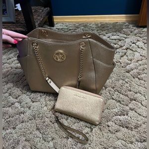 Michael Kors Purse & Wallet Set